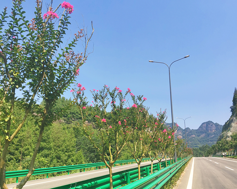 長陽縣宜長快速路景觀項目